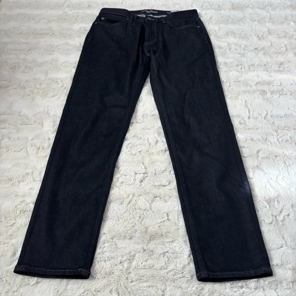 Banana Republic Men's Size 31x32 Blue Tapered Fit Traveler Jeans